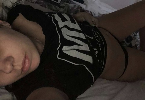 saraluvgood header picture leakfans.com