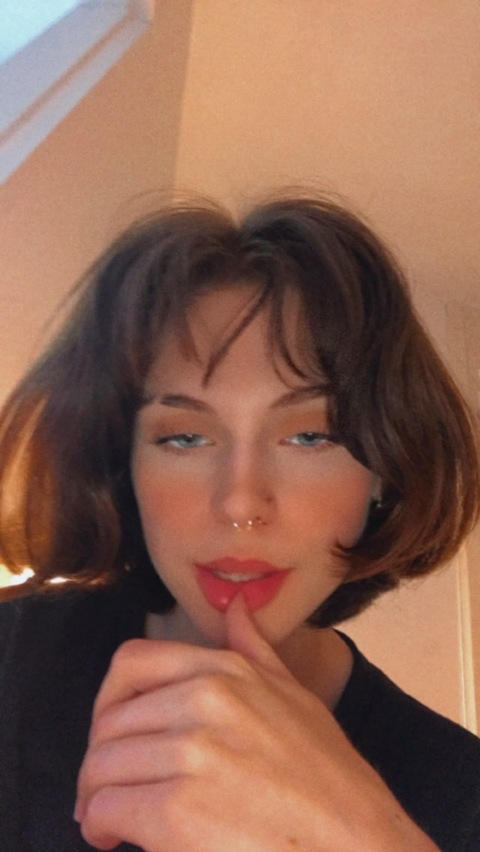 saturngrace header picture leakfans.com