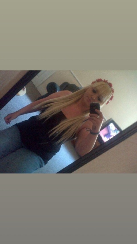 sauceysara header picture leakfans.com