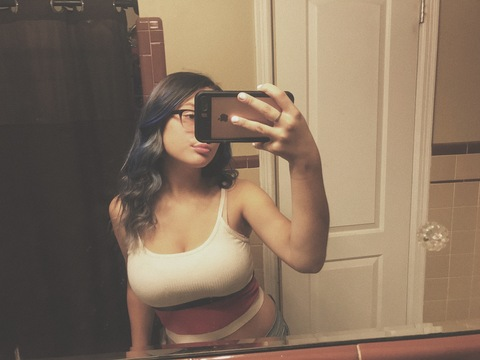 savannahsaylor header picture leakfans.com