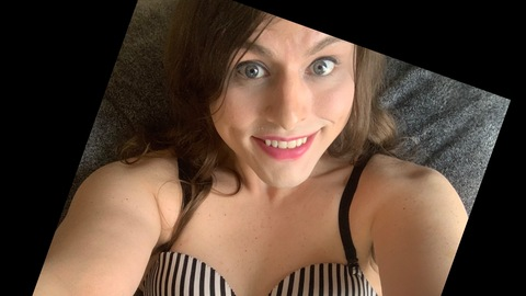 scarletmoon33 header picture leakfans.com