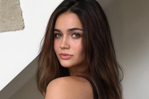 scarlettlogan header picture leakfans.com