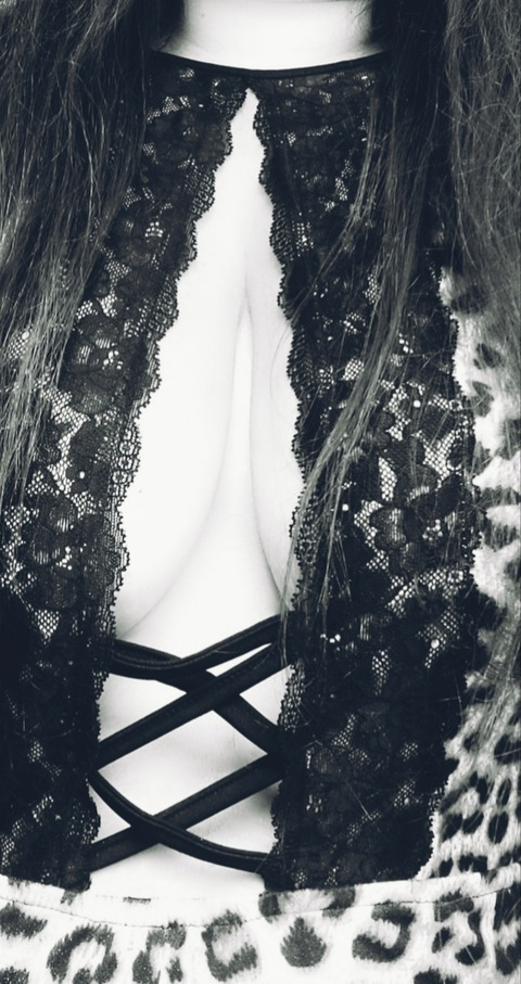 secretrose-92 header picture leakfans.com