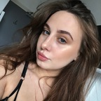 selenalee44 profile picture