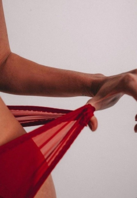 sensitive_girl header picture leakfans.com