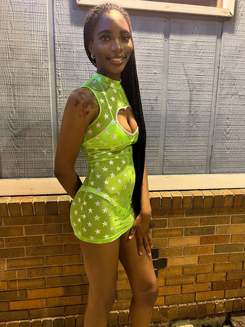 sexxxyxrated header picture leakfans.com