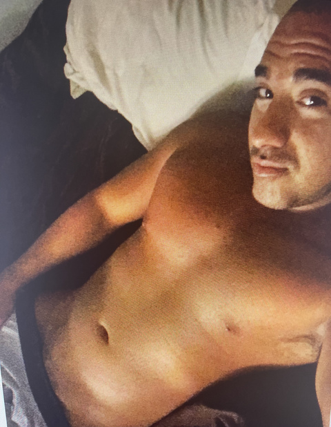 sexydaddy12 header picture leakfans.com