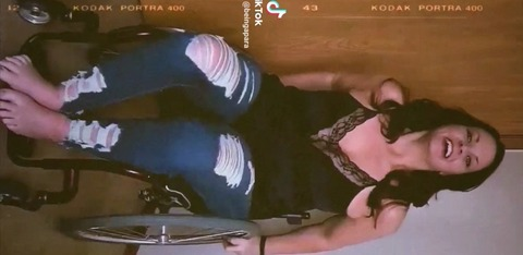 sexyparagirl header picture leakfans.com