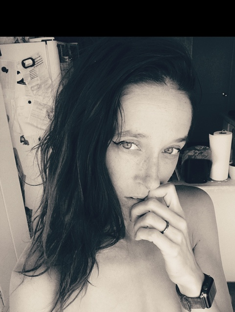 shaimiira header picture leakfans.com