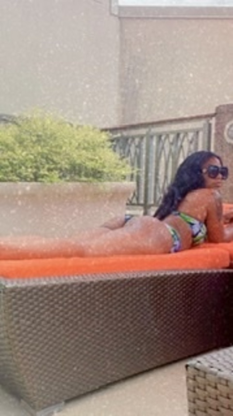 shantaqua_x3 header picture leakfans.com
