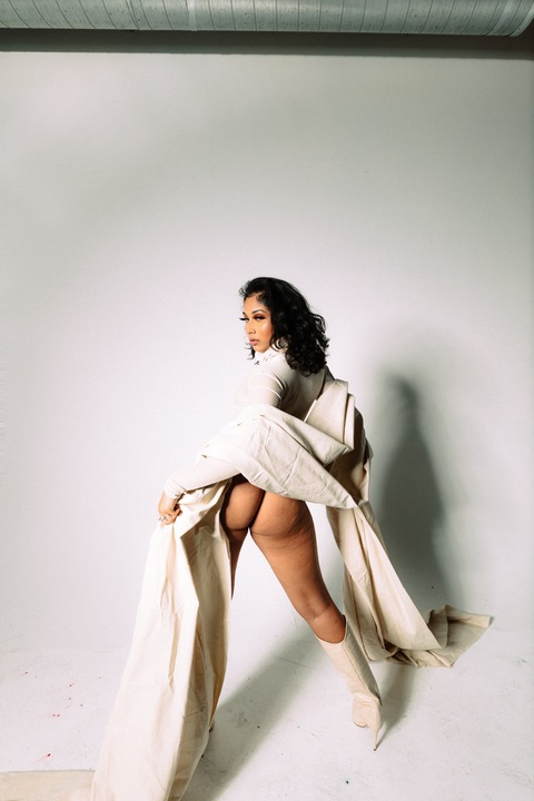 sheisnaughtyy header picture leakfans.com