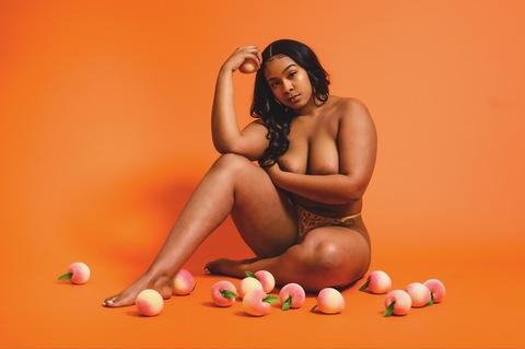 shesavibe header picture leakfans.com