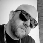 shiny_bear85 profile picture leakfans.com