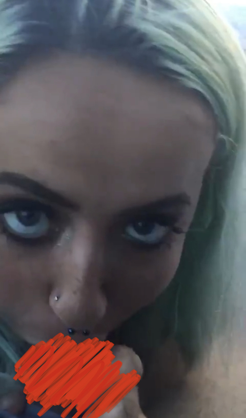 shmokez header picture leakfans.com