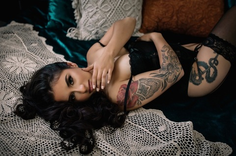 shortd header picture leakfans.com