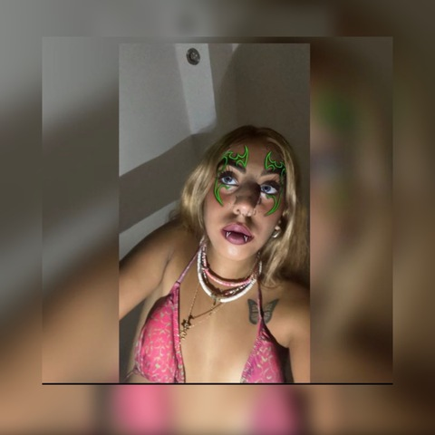 shovalhagani header picture leakfans.com