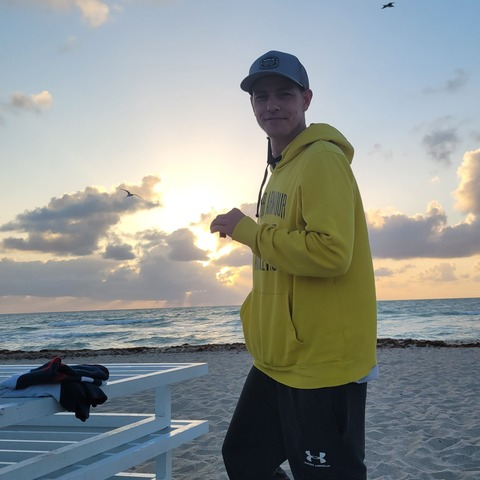 shy-guy77 header picture leakfans.com