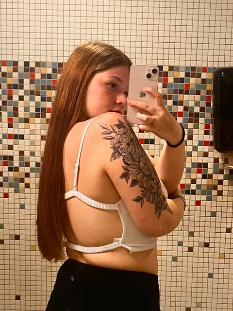 siidneeyyyy header picture leakfans.com