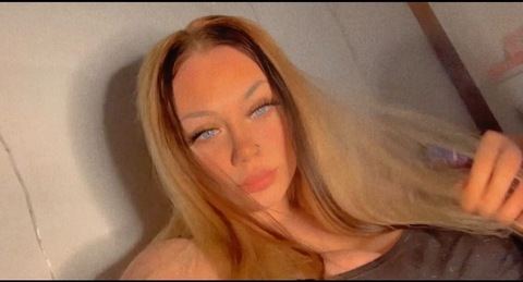 sillysashaa header picture leakfans.com