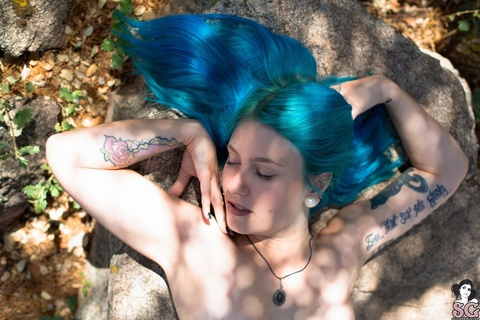 sinnieh header picture leakfans.com