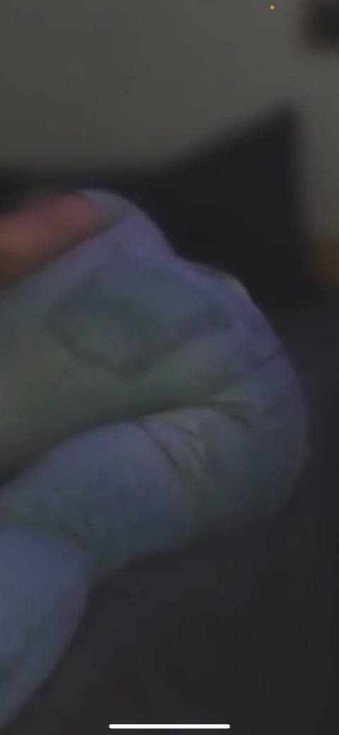 slighlyaboveaverage header picture leakfans.com