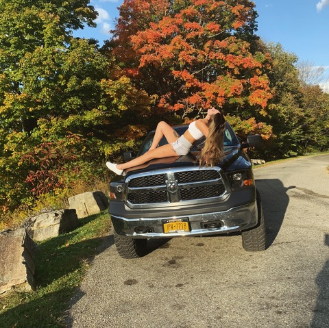 slipthotxo header picture leakfans.com