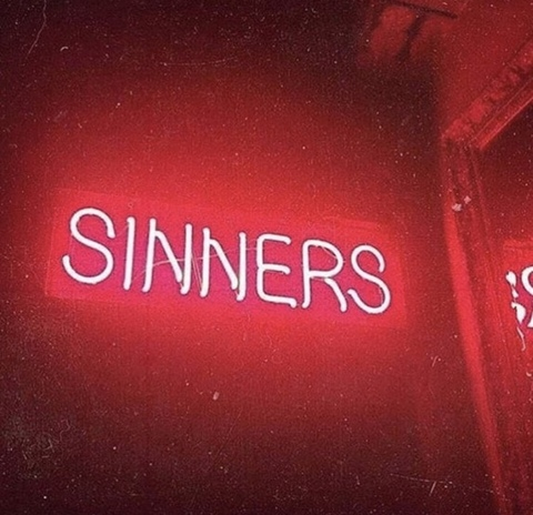 smallcurvedbaby header picture leakfans.com