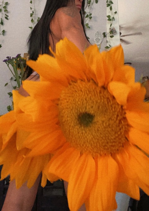 smokeythebaby header picture leakfans.com