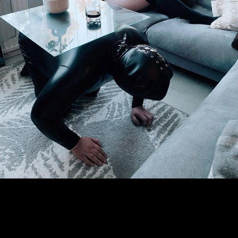 smyddys header picture leakfans.com