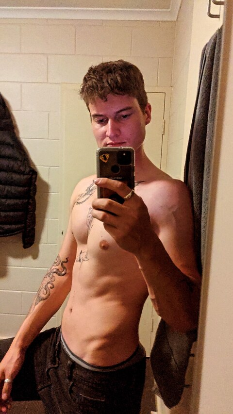 somerandom header picture leakfans.com