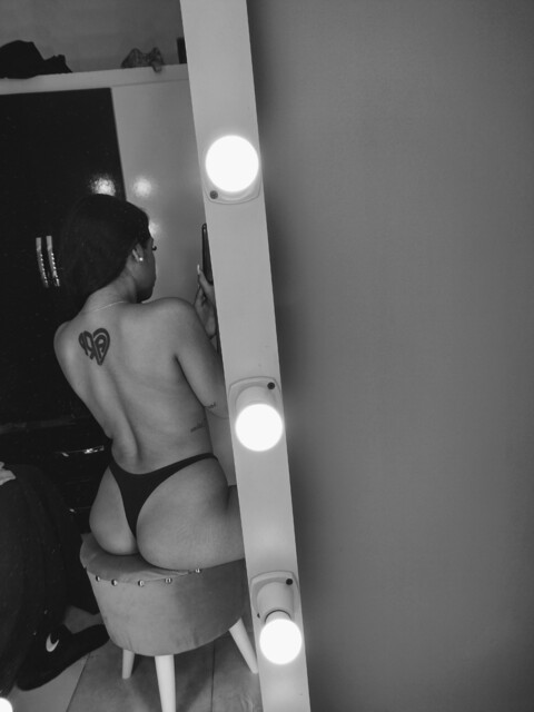 sophierush header picture leakfans.com