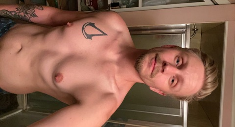 spacecowboy94 header picture leakfans.com