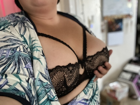 spoospamela header picture leakfans.com