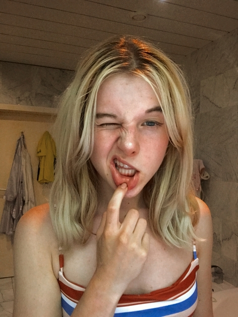 stefanieelisabeth header picture leakfans.com