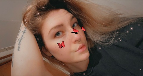 stonerbabe42020 header picture leakfans.com