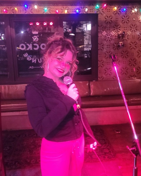 straightbugged header picture leakfans.com