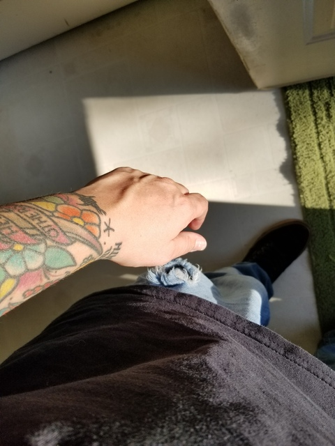 stuffyhands header picture leakfans.com