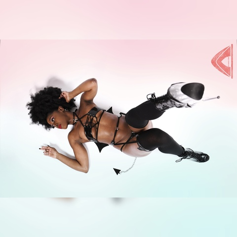 sultrymystique header picture leakfans.com