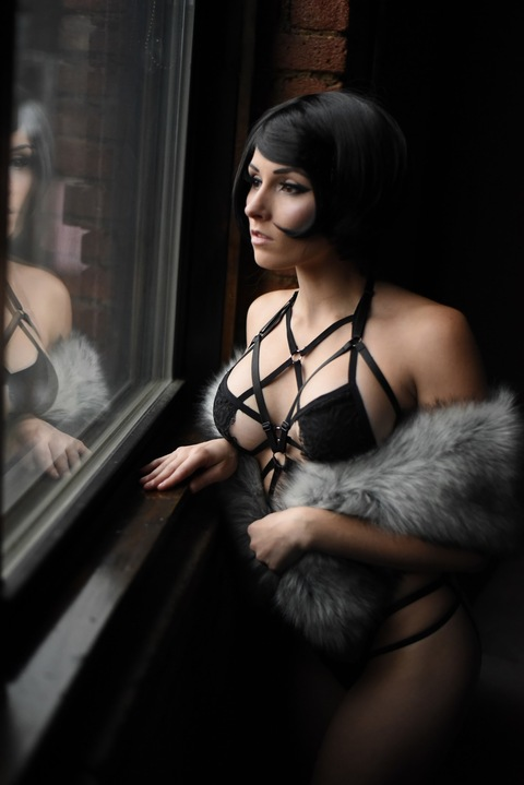 suteroozu header picture leakfans.com