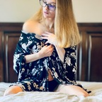 sweetandpetitemama profile picture leakfans.com