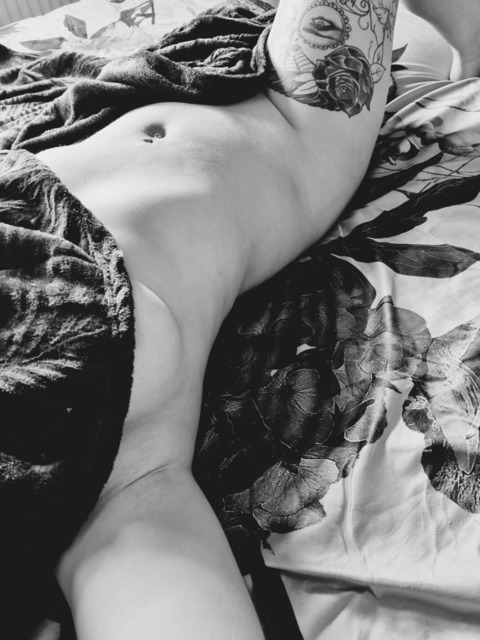 sweetbluesiren header picture leakfans.com