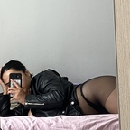 tastemylipstick profile picture leakfans.com