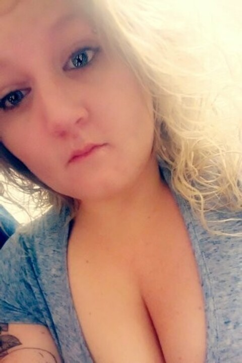 tattedblondieee header picture leakfans.com