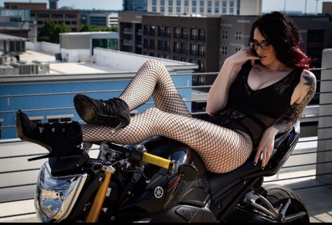 tattooed.babe header picture leakfans.com