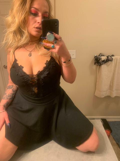 taykayyyy header picture leakfans.com