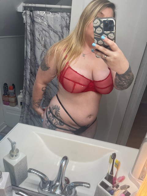 taylorpies header picture leakfans.com