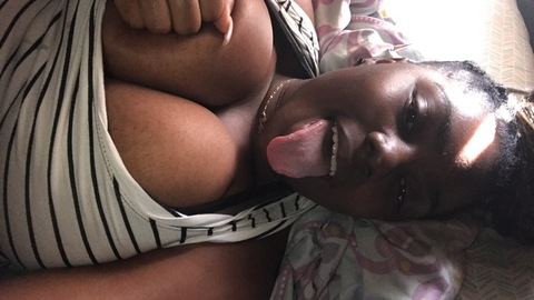 th3on1ykash header picture leakfans.com