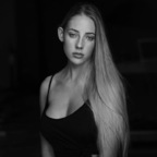 theblondemodel profile picture