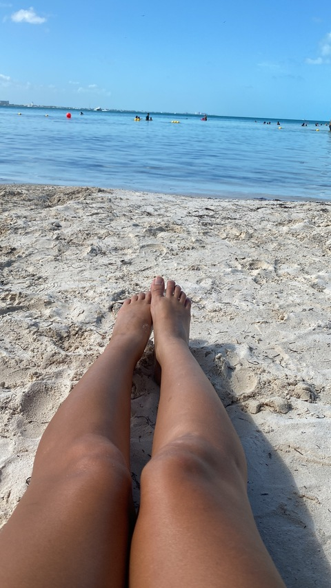 Header of thecostaricanfeet