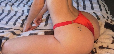 thelovelyapril header picture leakfans.com